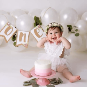 white pink smash cake