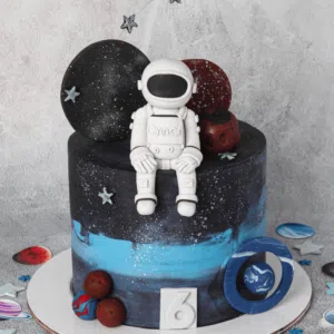 space astronaut cake