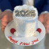 new year 2025 cake