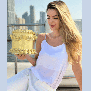 golden vintage cake model