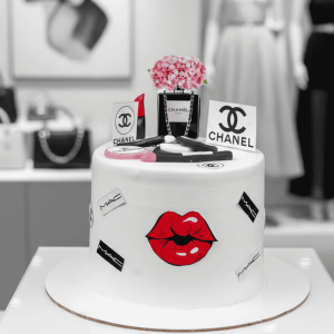 chanel makeup cake