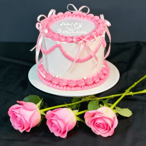 retro vintage cake