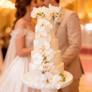 flowers wedding layers cake